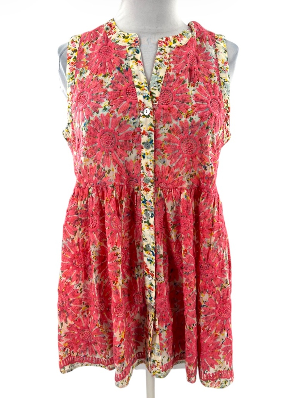 Ivy Jane embroidered floral blouse sz S